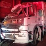 Violento choque entre camiones en la ruta A012