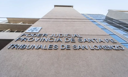 Apareció la adolescente de Puerto San Martín y denunció a su madre en el Área de Violencia