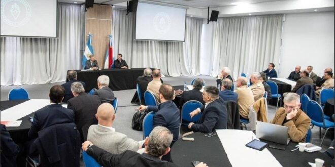 Hidrovía: puertos acercan al Gobierno una propuesta común sobre tarifas